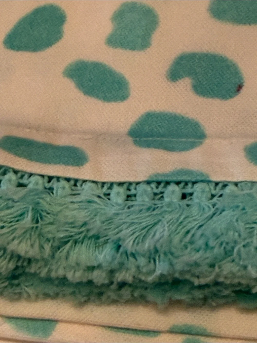 4 green & white fringe cotton tea towels